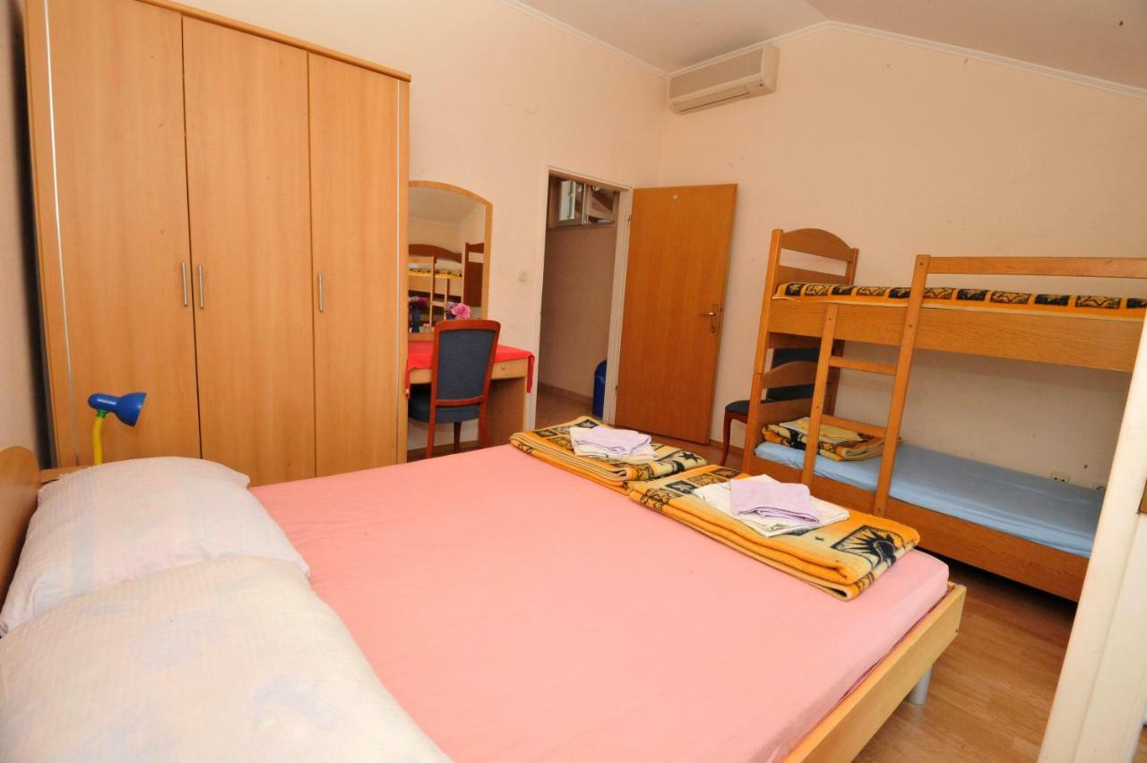 Guest House Banana Dubrovnik Exterior photo